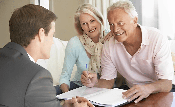 How to Use Trustee Services for an Elderly Parent