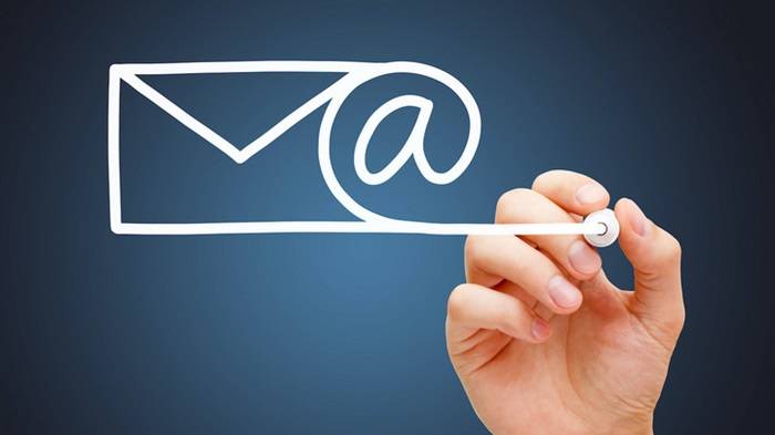 How Email Services Identify Important Emails